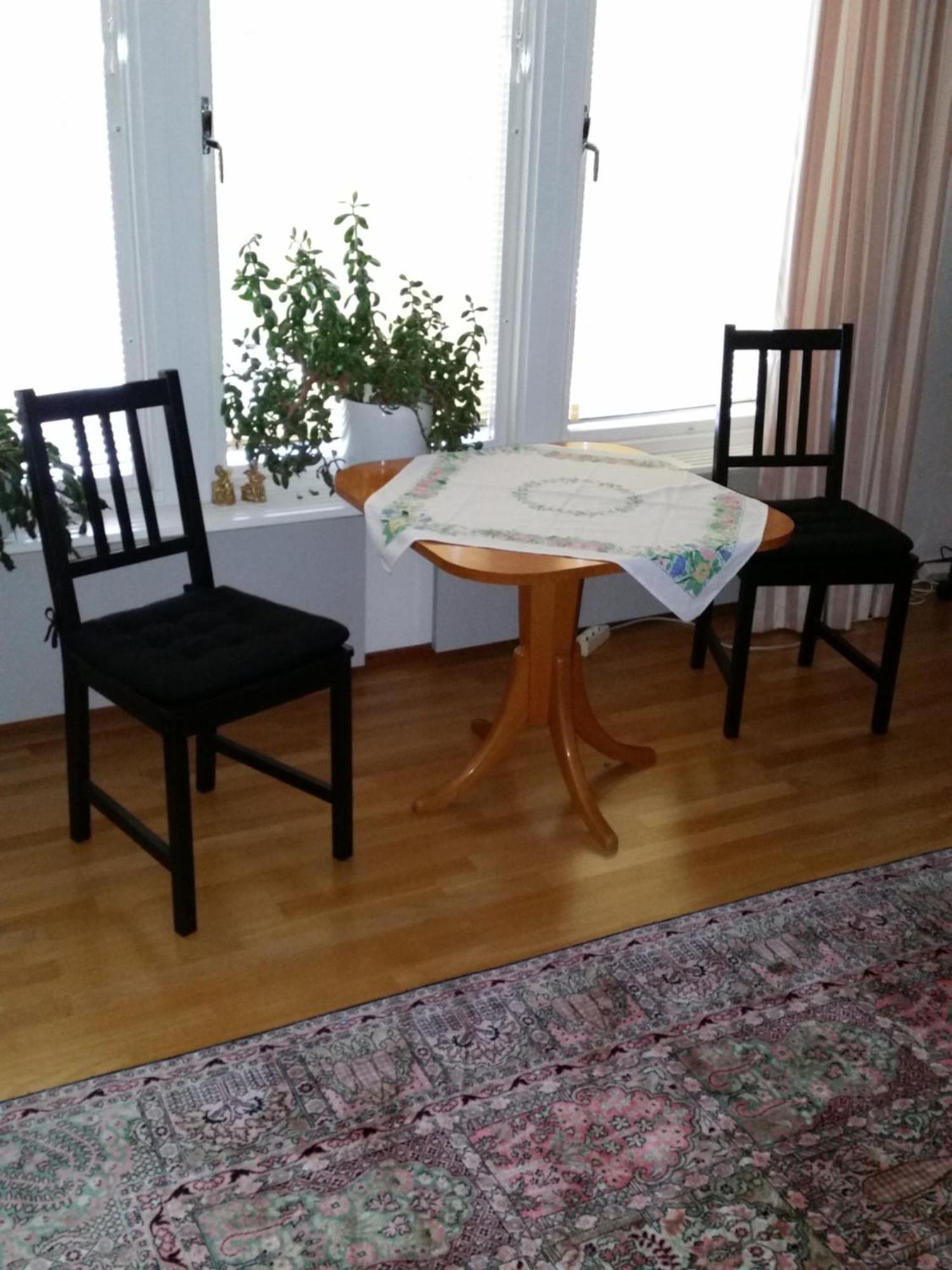 Marja-Liisa Vitikainen Apartment Kungsangen ภายนอก รูปภาพ